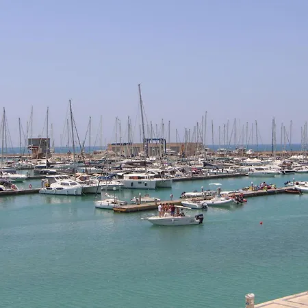 Apartment Gorgeous In With House Sea View *