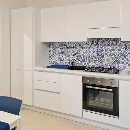 Apartment Gorgeous In With House Sea View *